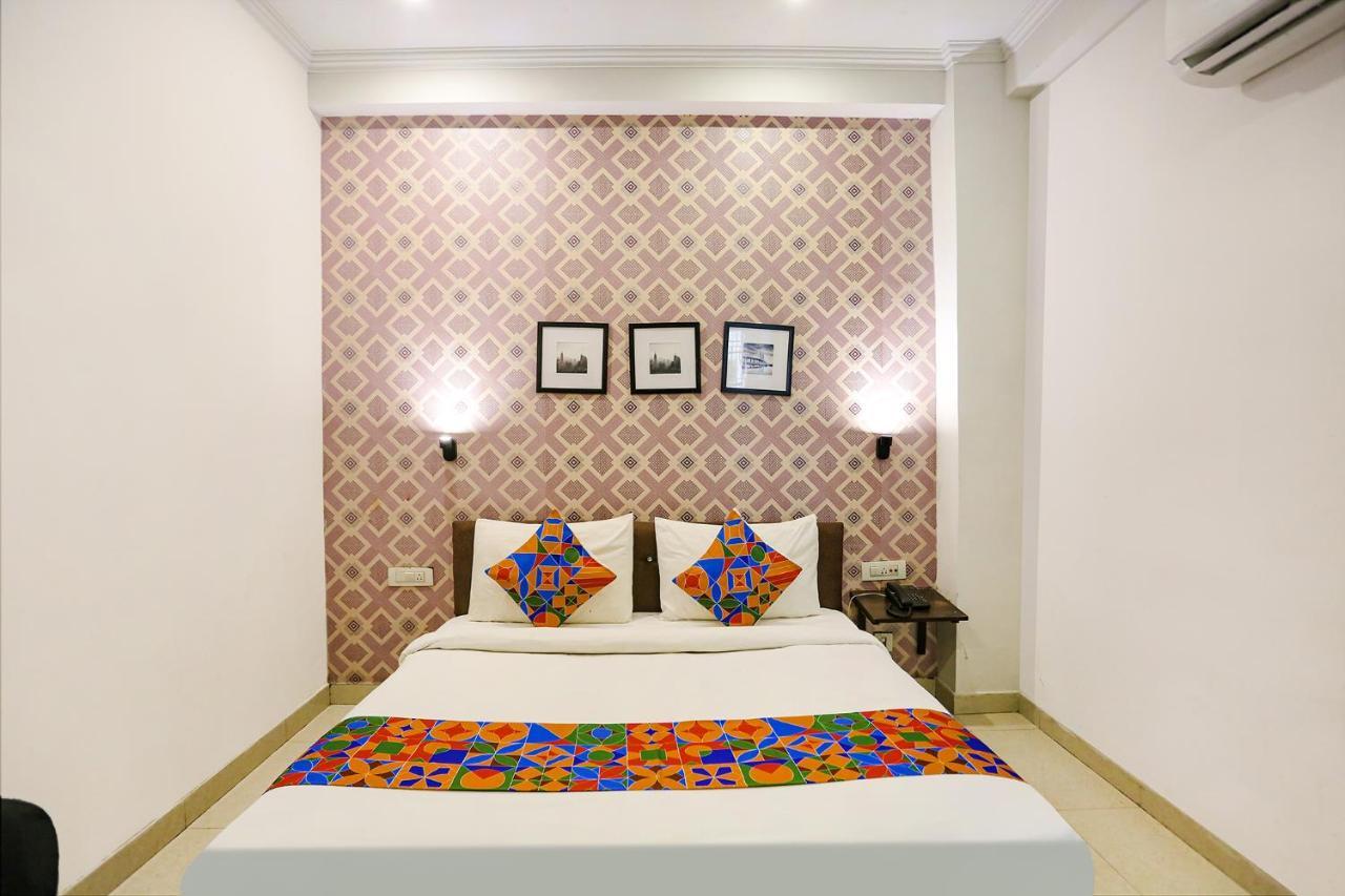 Fabhotel Novel Suites - Nr Yashobhoomi Convention Centre Yeni Delhi Dış mekan fotoğraf