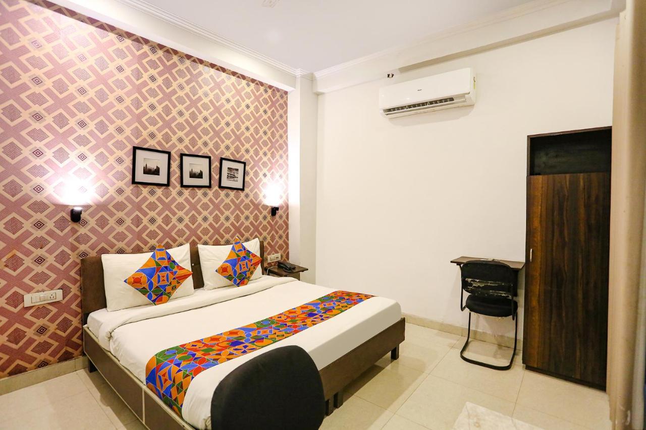 Fabhotel Novel Suites - Nr Yashobhoomi Convention Centre Yeni Delhi Dış mekan fotoğraf