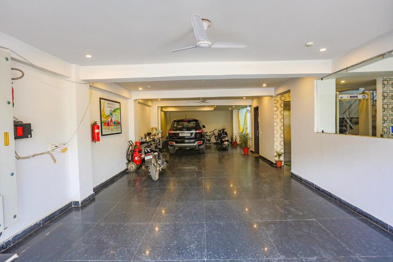 Fabhotel Novel Suites - Nr Yashobhoomi Convention Centre Yeni Delhi Dış mekan fotoğraf